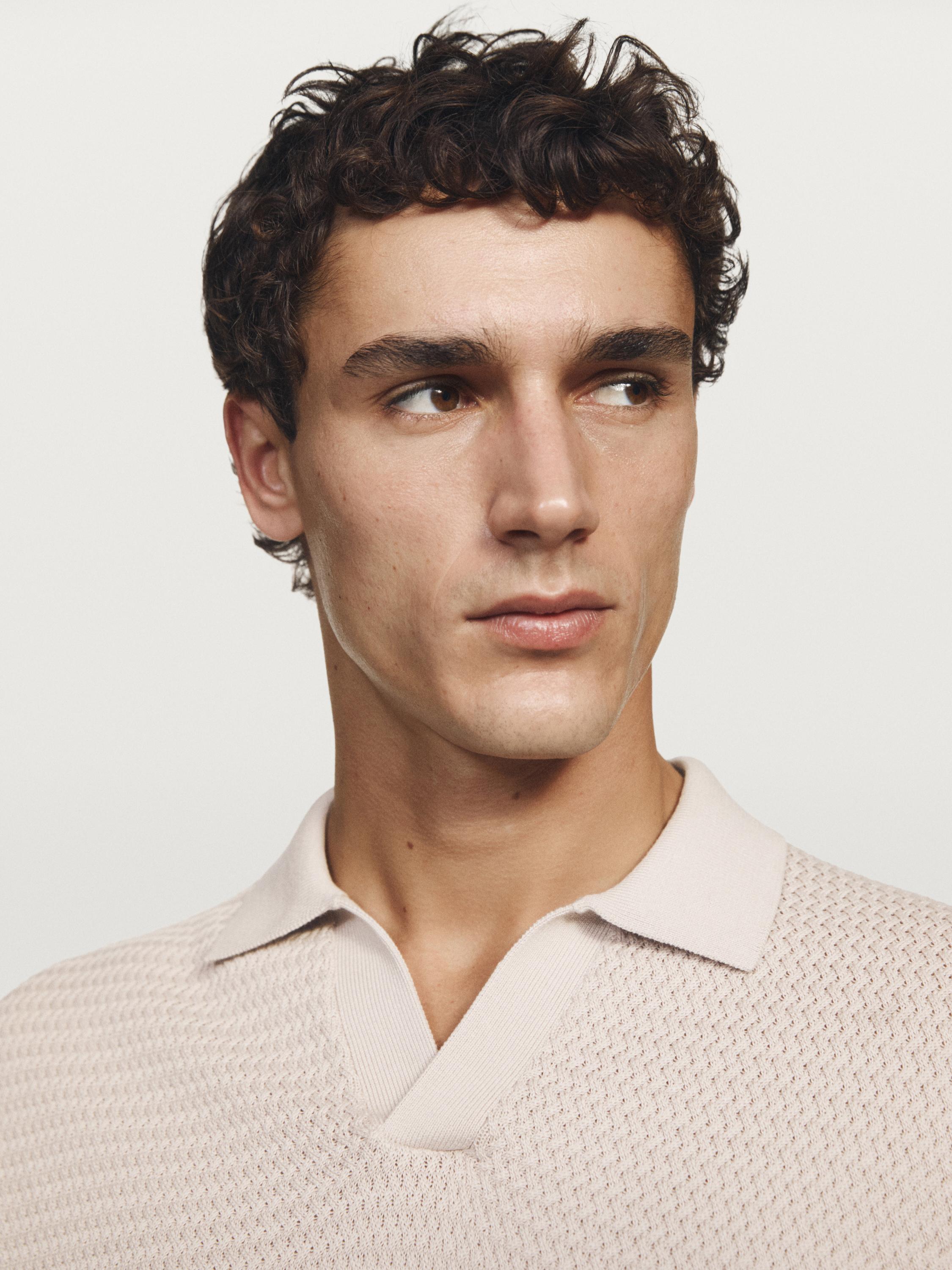 Short sleeve textured knit polo shirt
